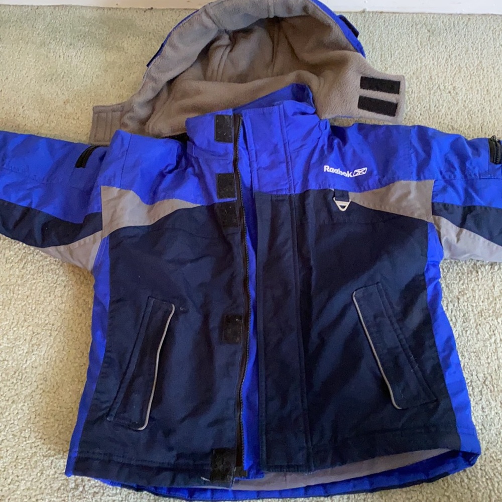 Boys Reebok winter coat size 5/6 (medium